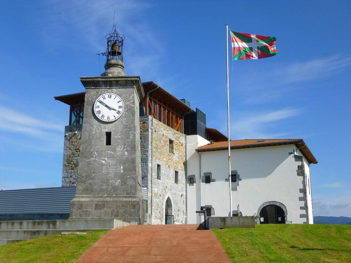 Piso Turistico Mundaka Con Opcion A Garaje Apartment Ngoại thất bức ảnh